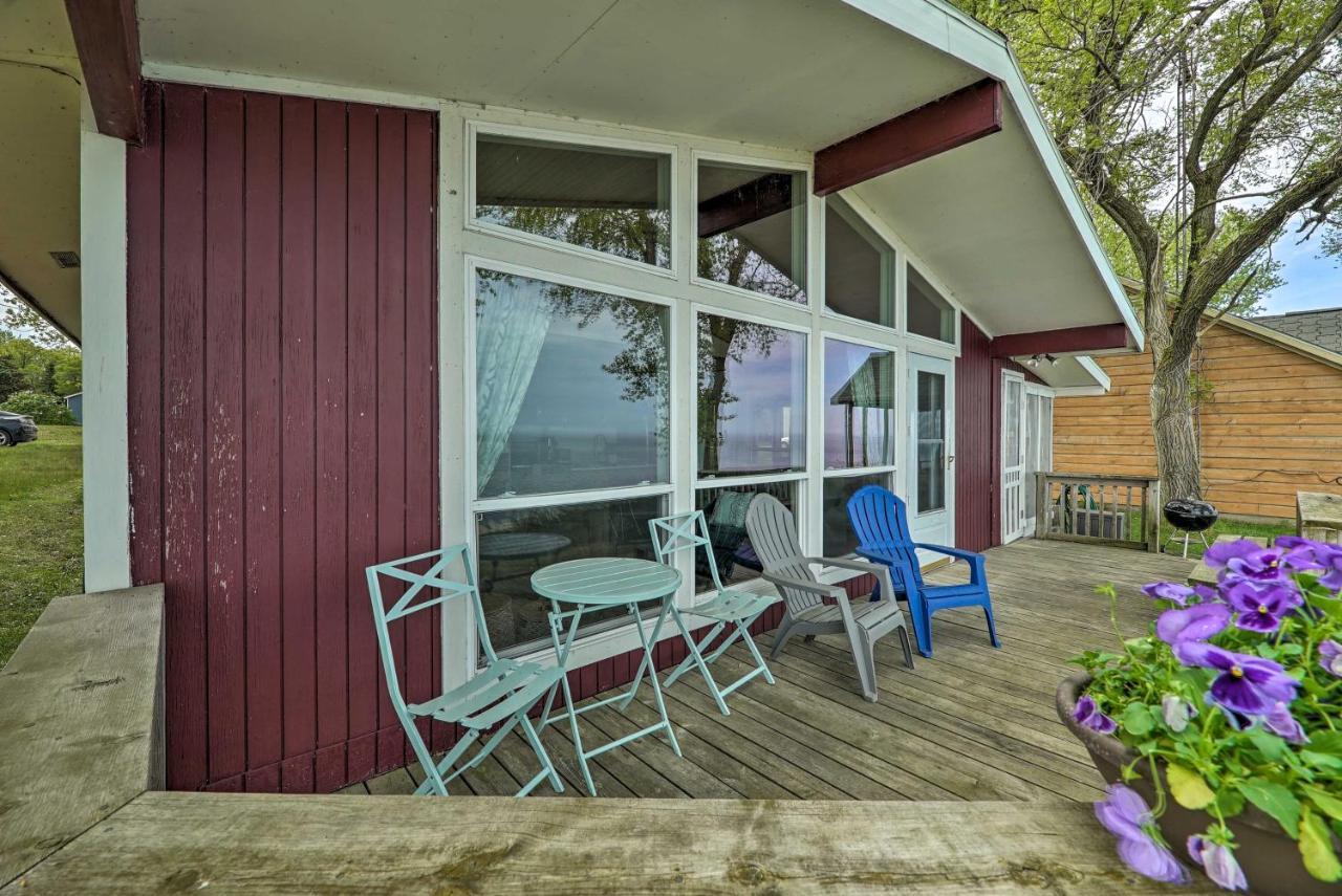 Lakefront Cottage Near Wineries And State Parks! 미어스 외부 사진