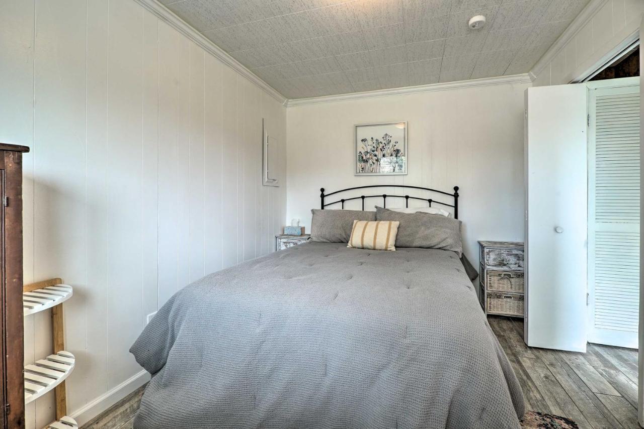Lakefront Cottage Near Wineries And State Parks! 미어스 외부 사진